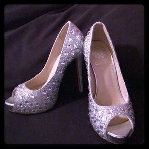 Vince Camuto Pumps